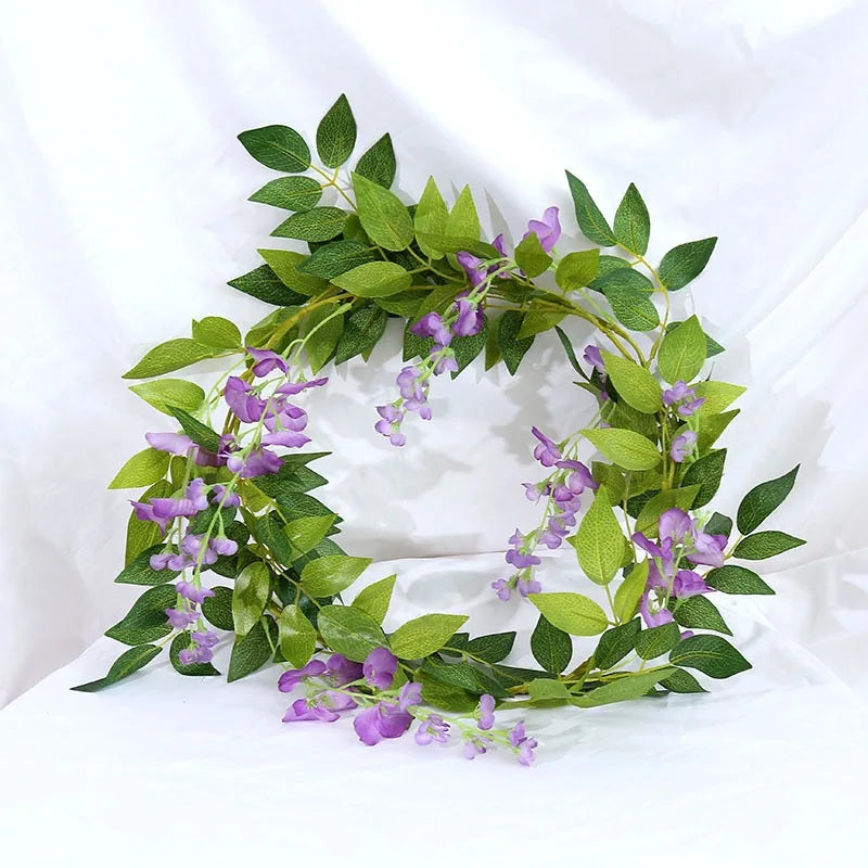 Girlanda ze sztucznych róż 2 m – biała