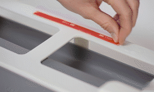 Samoprzylepna półka na przyprawy pod szafkę – organizer kuchenny 🧂