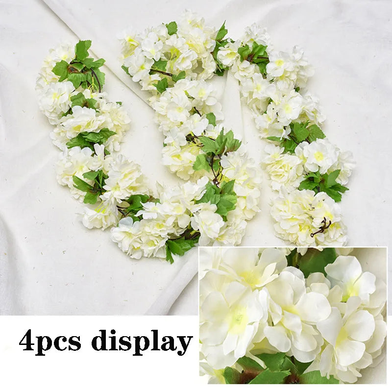 Girlanda ze sztucznych róż 2 m – biała