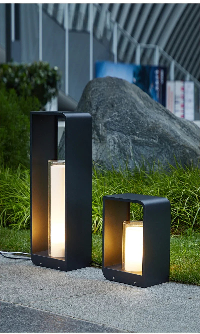 Solarny kinkiet ogrodowy LED – wodoodporna lampa na ogrodzenie